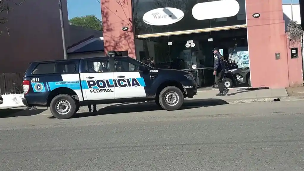 Incautaron droga y elementos de corte en 26 allanamientos