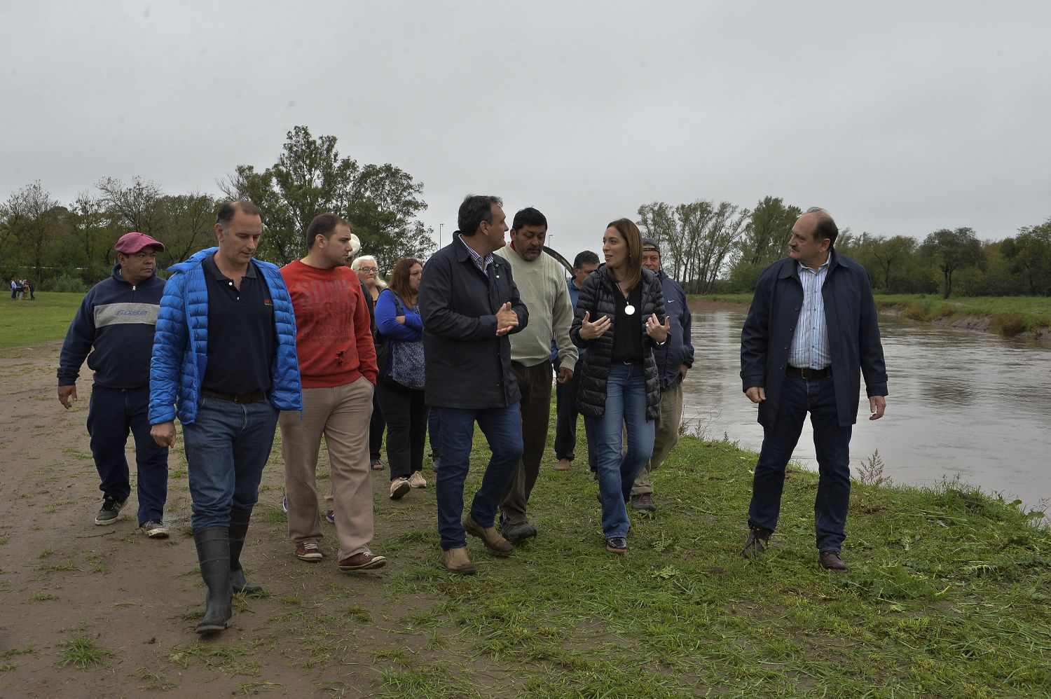 Vidal supervisó final de obra hidráulica que evitó inundaciones en Arrecifes, Pergamino y Salto