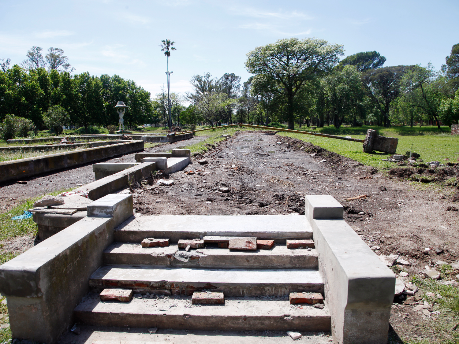 Iniciaron las obras para el renovado Parque Cincuentenario   