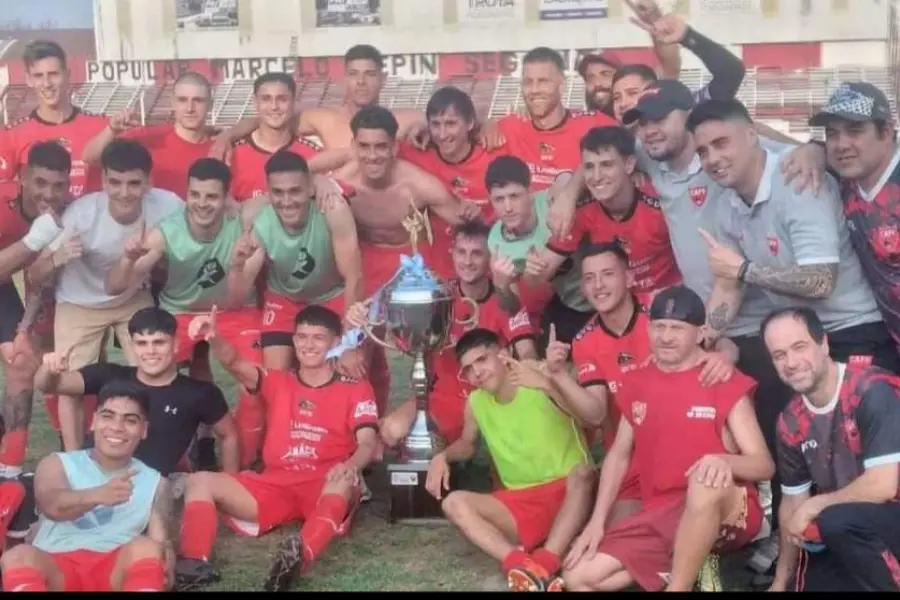 Ferro es el campeón del torneo Absoluto