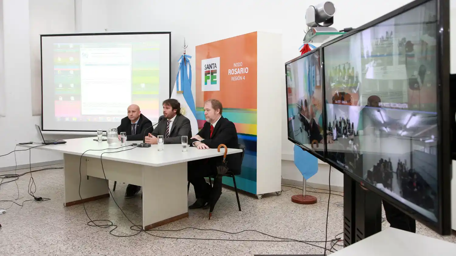 Capacitan a la justicia penal juvenil sobre violencia institucional