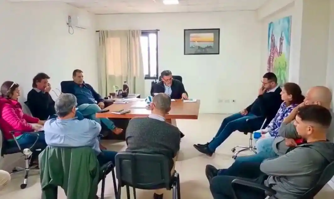 Oliva: “No vamos a legislar con ligereza sobre algo tan delicado como el acceso a la salud”