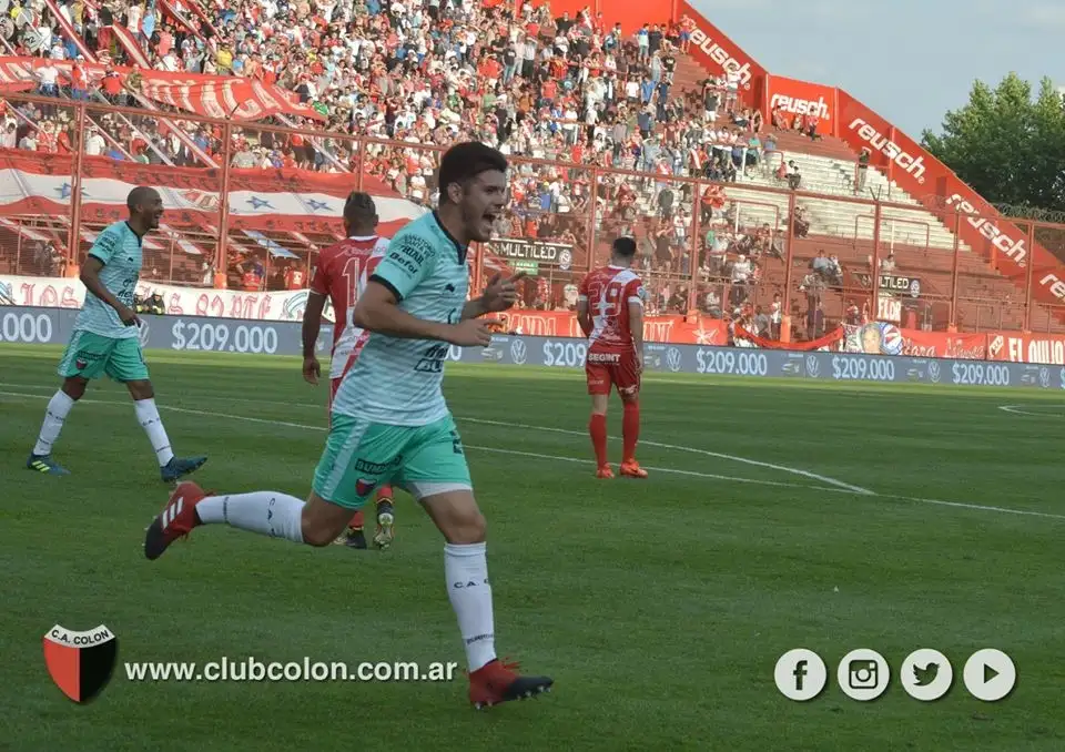 Newell’s presiona a Colón por Ortiz