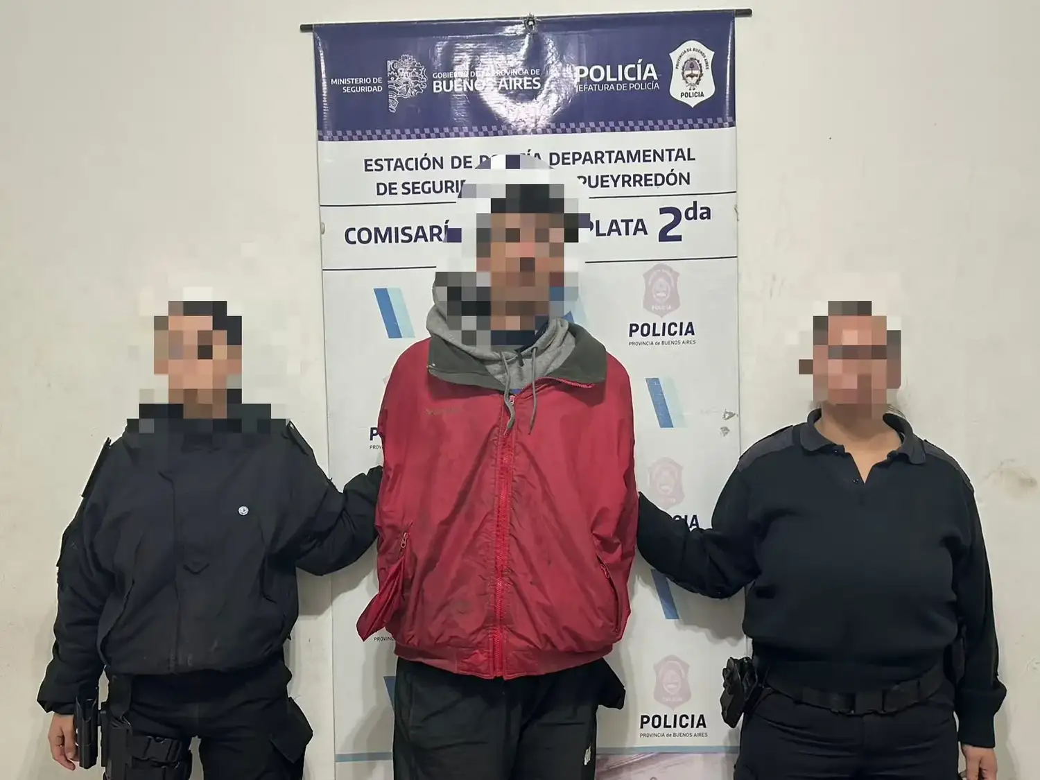 Aprehendieron a un hombre tras el robo a mano armada de una moto en la zona norte