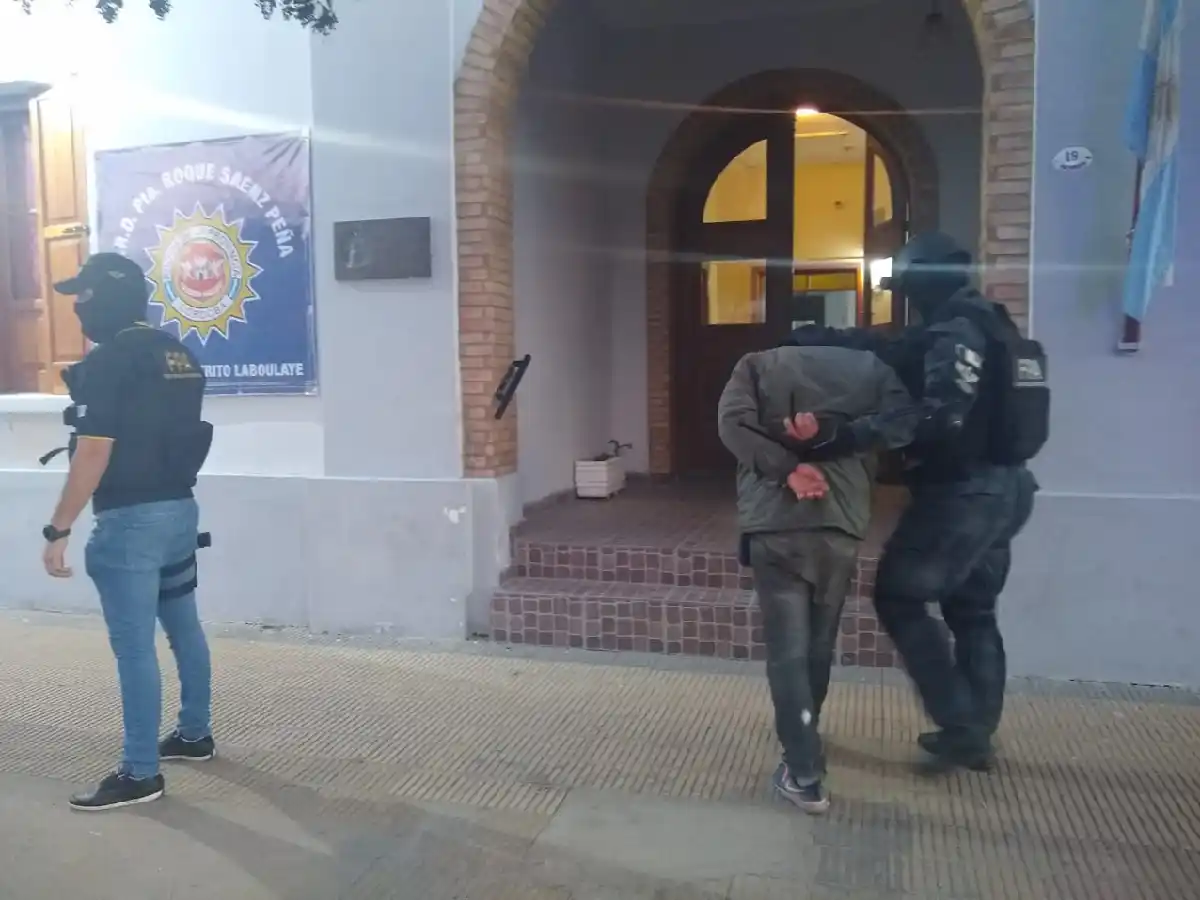 Laboulaye: detienen a locutor de una radio por venta de drogas