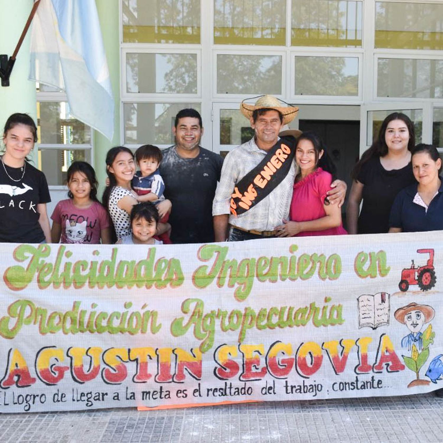 Un productor paippero cumplió su sueño y se recibió de Ingeniero en Producción Agropecuaria