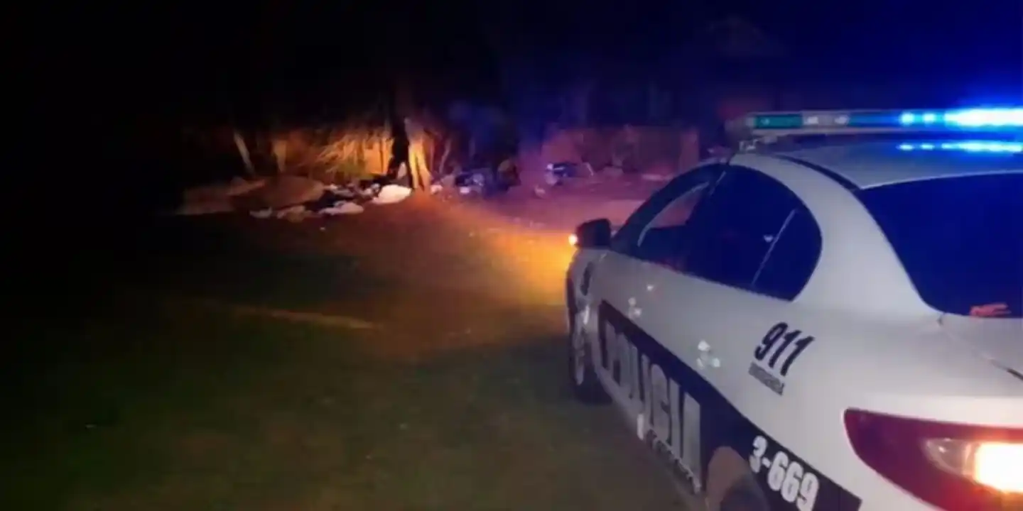 Horror en Misiones: detuvieron a un hombre que arrastraba un cadáver por un descampado