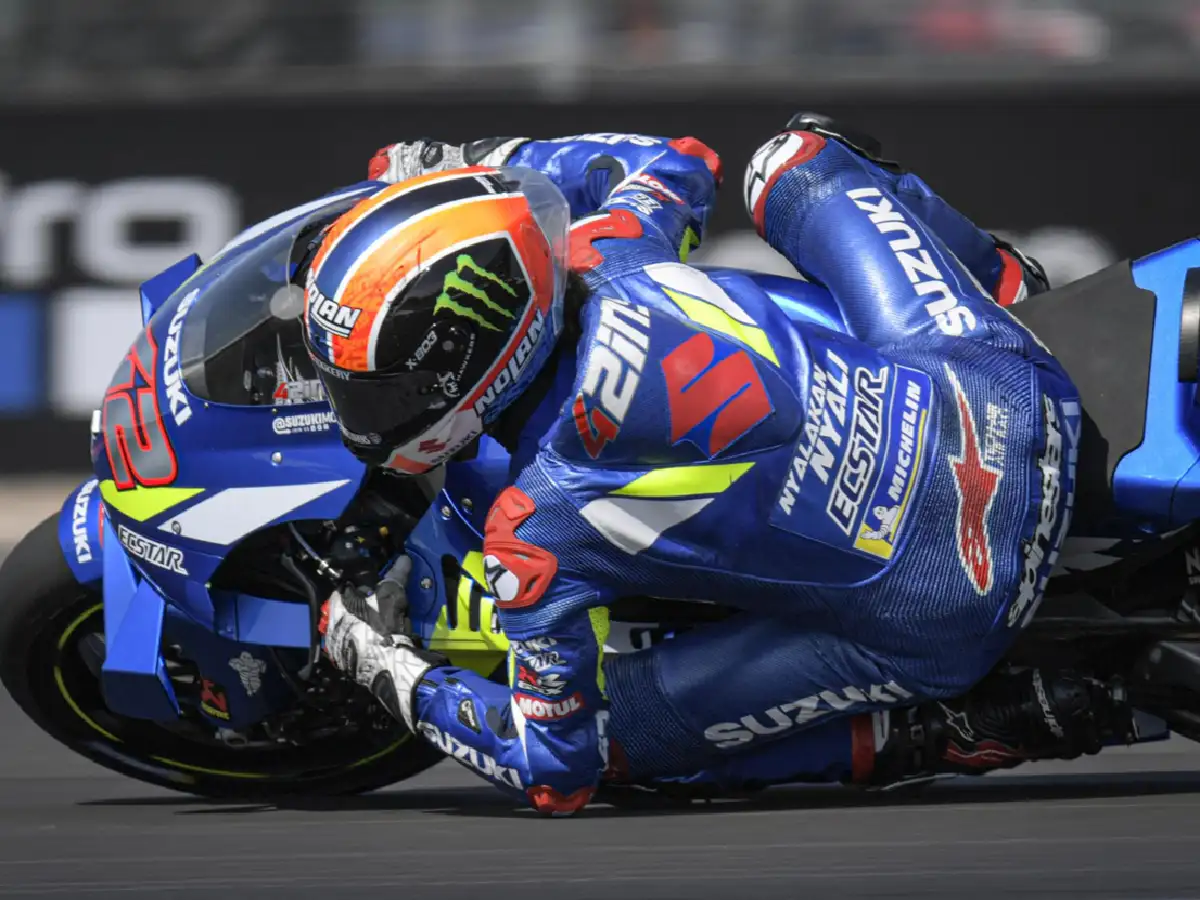 Rins se adueñó del Gran Premio de Silverstone 