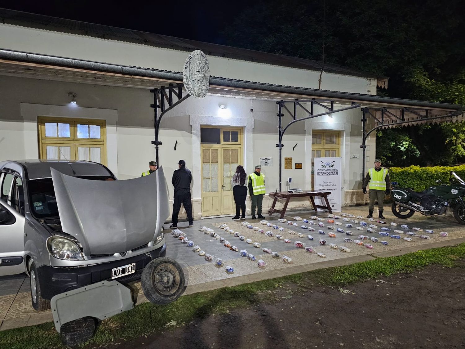 60 días de prisión para una pareja que transportaba más de 25 kilos de marihuana