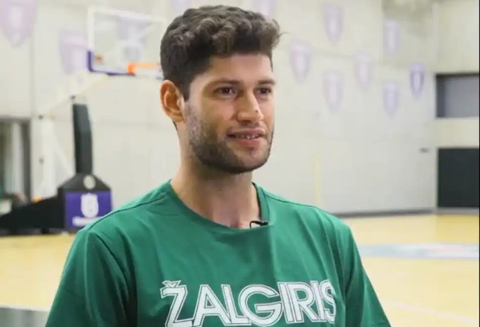 Garino ya entrena en Zalgiris