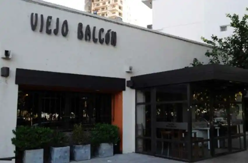 Mozo del Viejo Balcón baleado: descartaron robo y apuntan a una interna del sector gastronómico