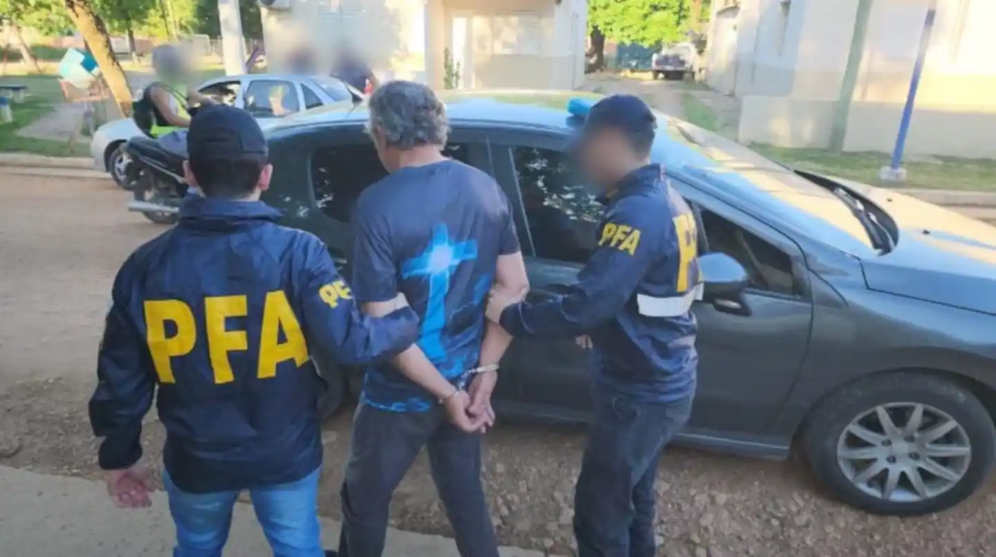 Detuvieron a un hombre acusado de abusar a su hija por 30 años: tendrían dos hijos juntos