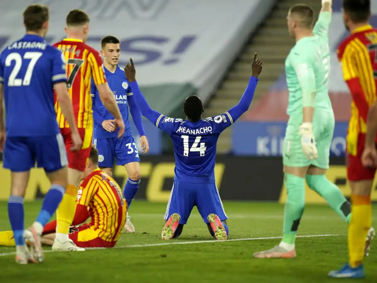 Inglaterra: Leicester ganó y se afirmó en el tercer puesto