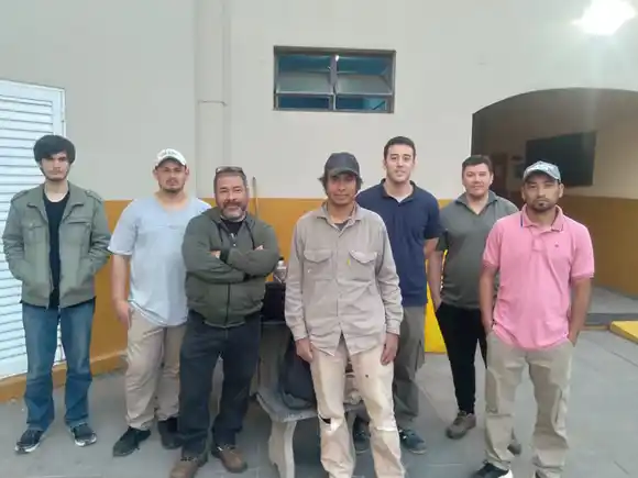 Estudiantes realizan arreglos en escuelas de Concordia como parte de sus prácticas