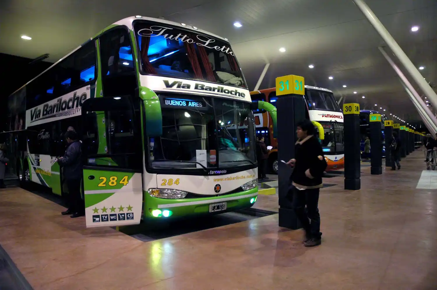 UTA levantó el paro de colectivos de larga distancia