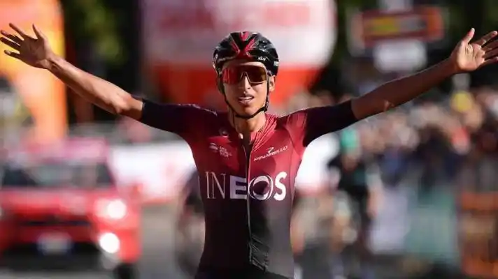 RETRASAN REGRESO A COLOMBIA: el campeón del Giro de Italia Egan Bernal está positivo a COVID-19