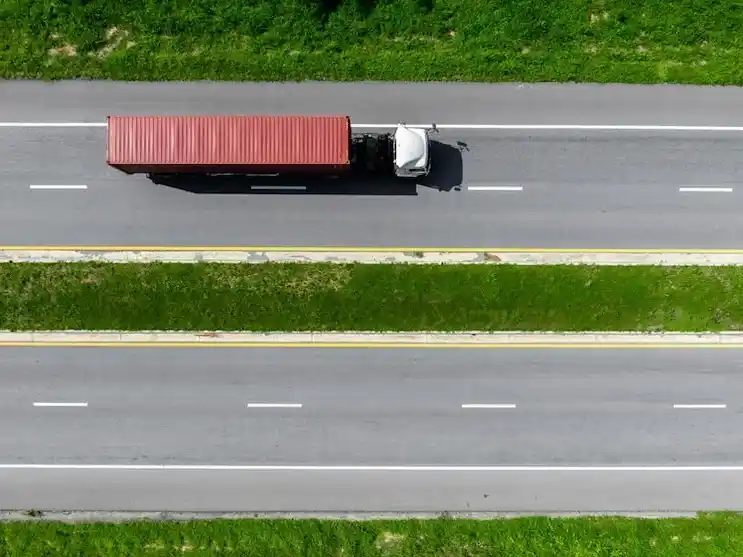 El Gobierno proyecta una red vial ampliada con impacto en el transporte de cargas