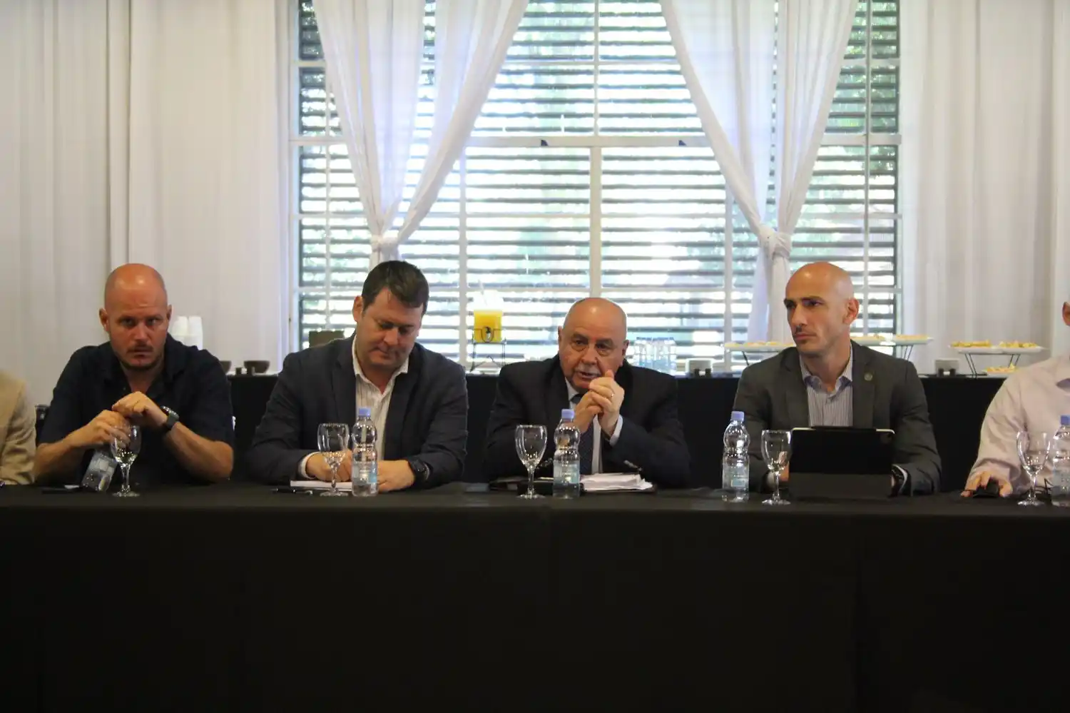 Funcionarios provinciales en la presentación del Plan de Seguridad Rural.