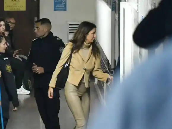 La jueza Julieta Makintach, afuera del juicio por la muerte de Maradona