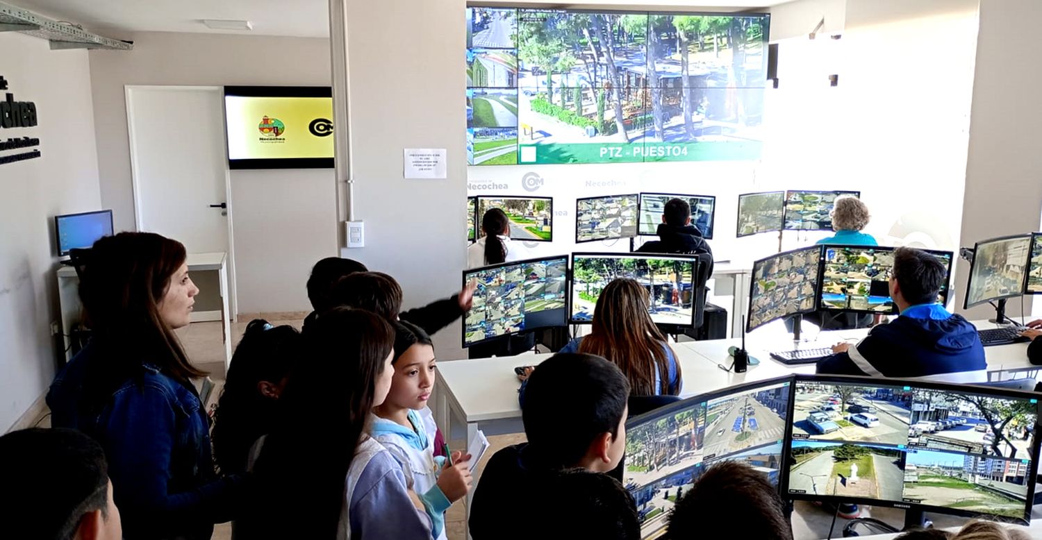 Visita. Al Centro de Monitoreo