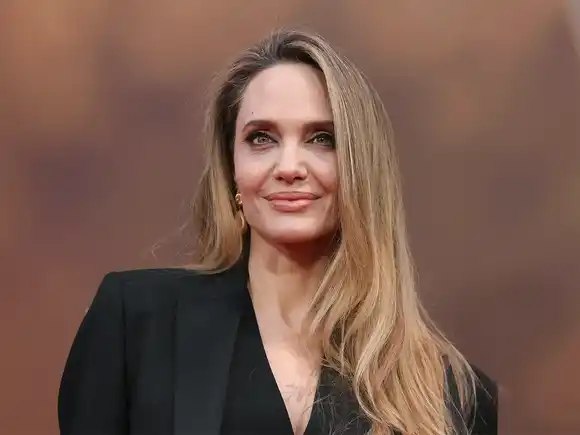 "Amo a mi país, pero no lo reconozco": lo que dijo Angelina Jolie sobre la crisis en EE.UU.