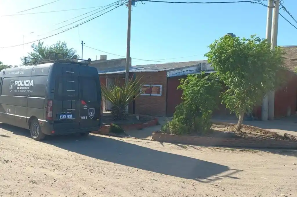 En la ciudad de Santa Fe, allanaron la subcomisaria 1ra. de barrio Centenario