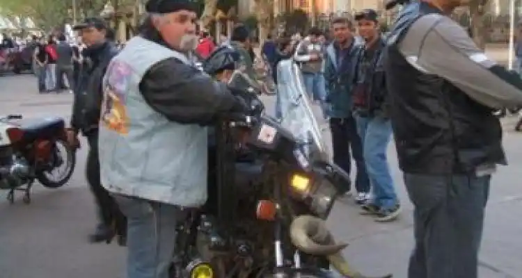 Motorratones y Cía.