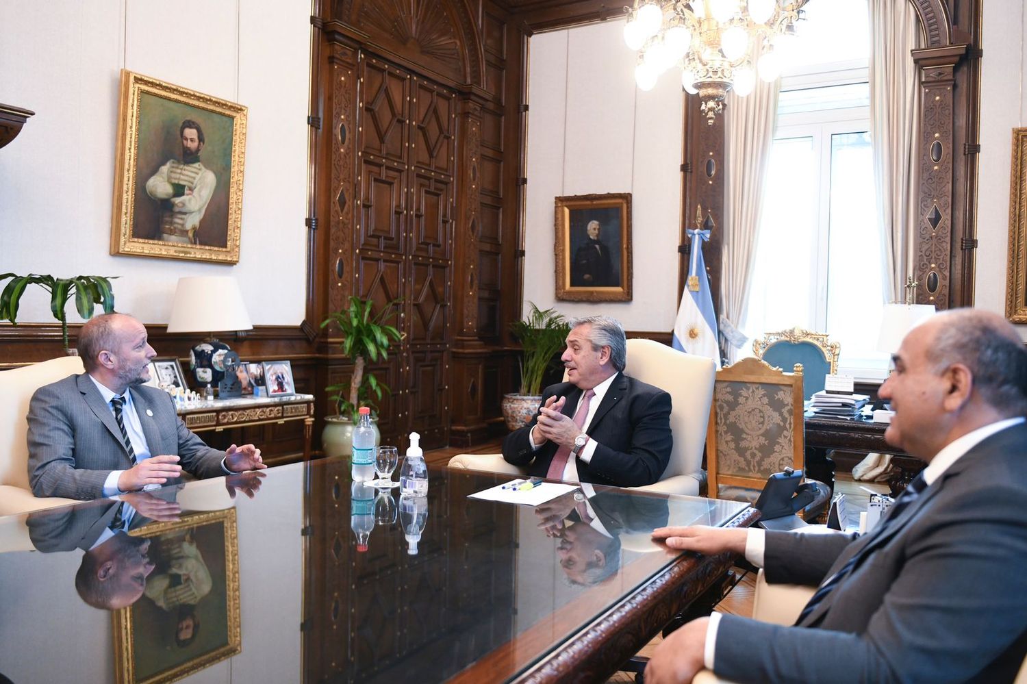 Alberto Fernández e Insaurralde sobre los resultados de las elecciones: "Cuenta la interpretación que hemos hecho de las PASO"