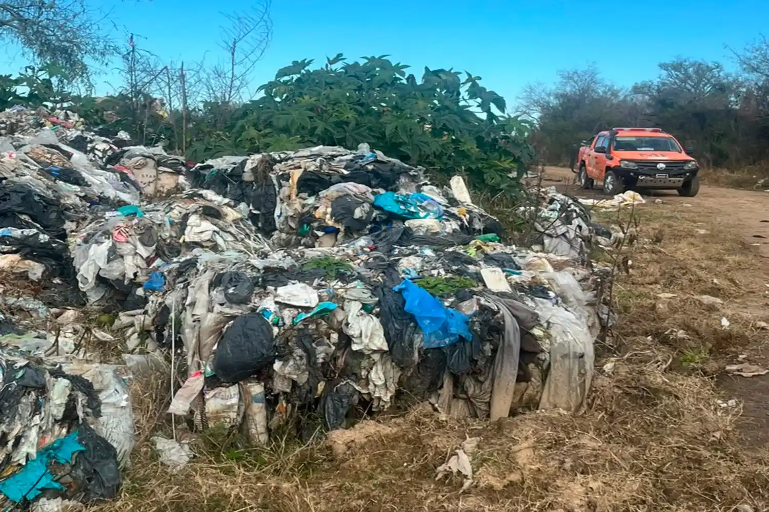 Ambiente dispuso el cese preventivo de un sitio de volcado de residuos en Villa Paranacito