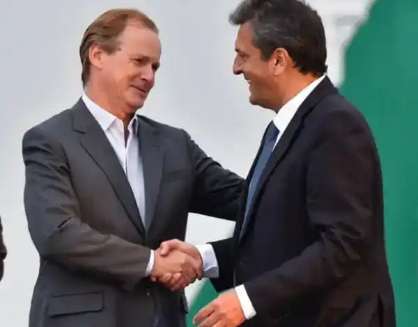   Bordet y otros dirigentes entrerrianos destacaron las medidas anunciadas por Massa