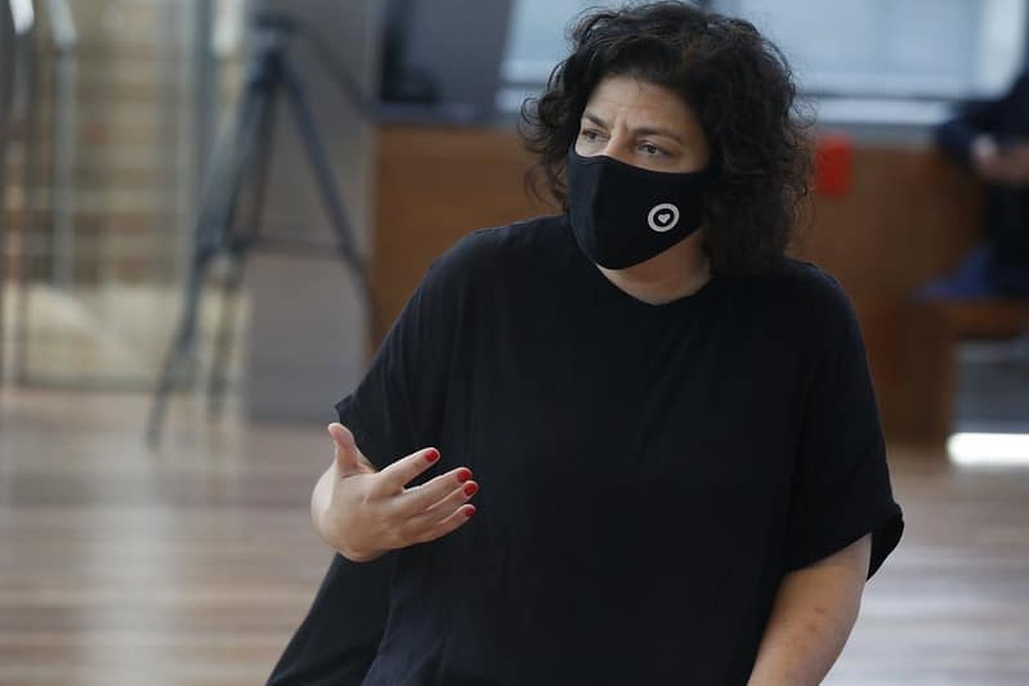 “No es en las fábricas ni en aulas donde se dan los contagios, sino en las reuniones sociales” indicó Vizzotti