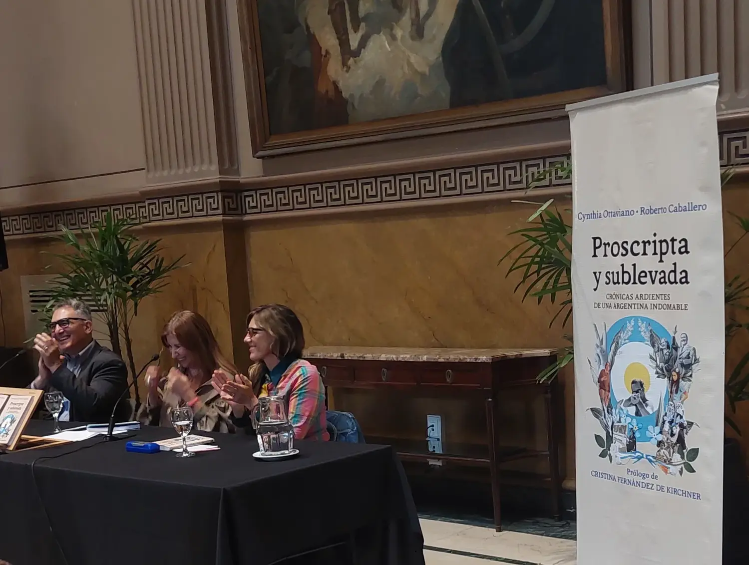 Los periodistas Roberto Caballero y Cynthia Ottaviano presentaron en la Legislatura bonaerense el libro “Proscripta y sublevada”, una obra de crónicas sobre la historia y la resistencia del peronismo.
