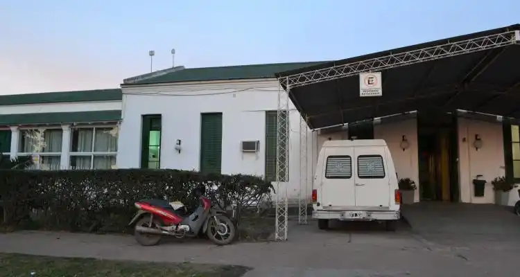 Confirman otro caso positivo en el geriátrico del Hospital de Santa Lucía y el resto de los hisopados dio negativo