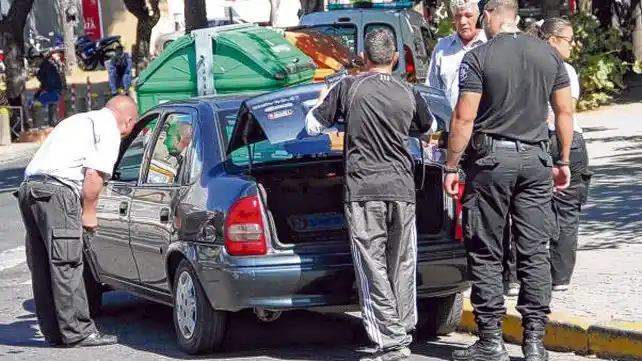 Rosario: multas de $20 mil a los dueños de remises truchos