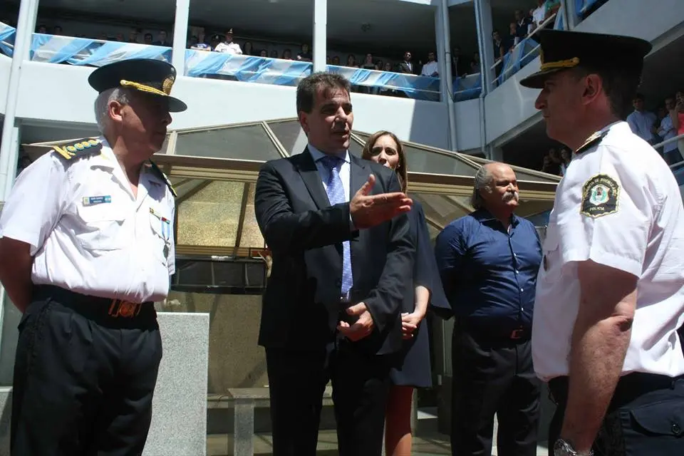 Ritondo saludó a la policía en su día y aseguró que va a "inaugurar una nueva etapa institucional"