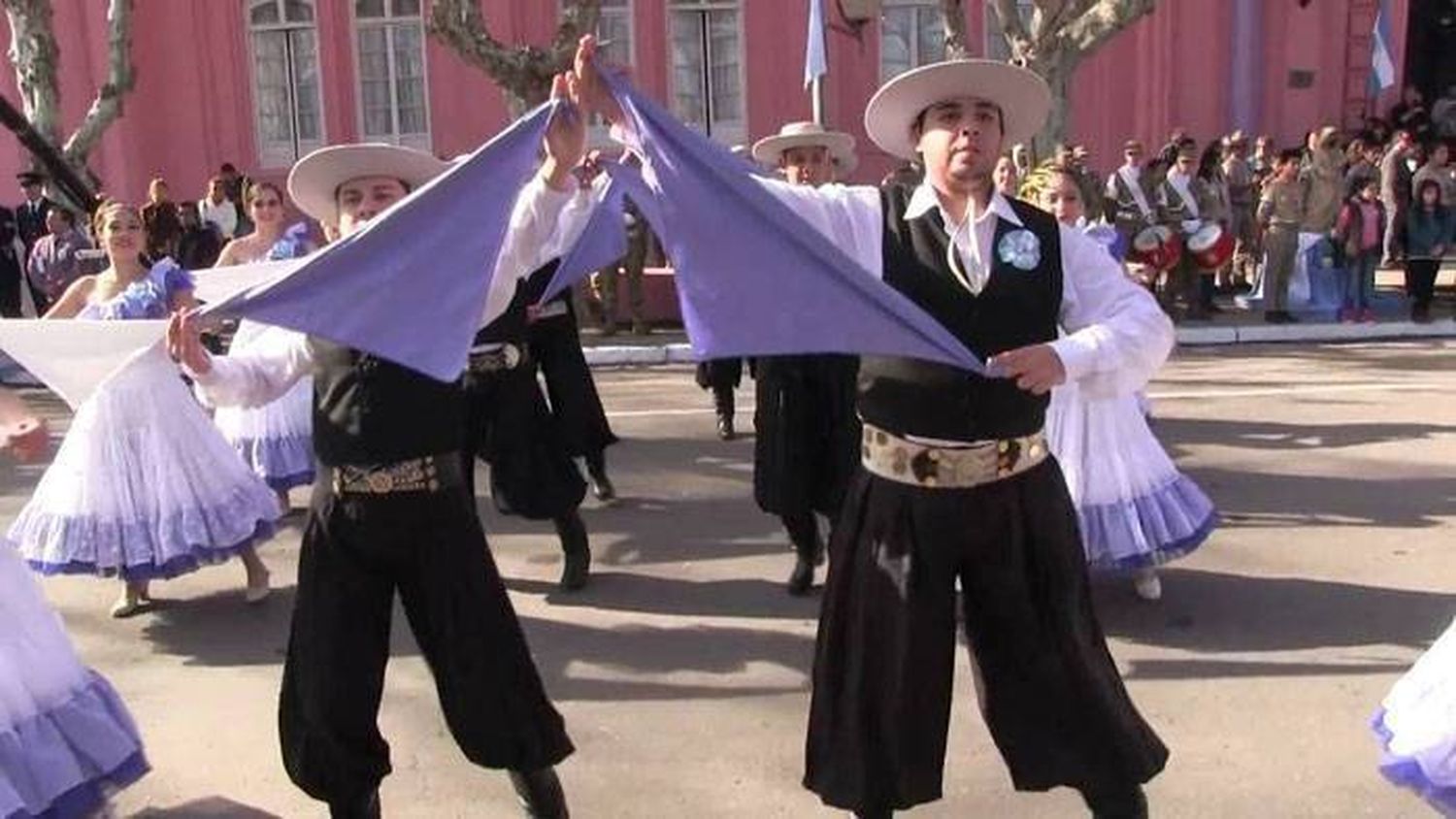 La Embajada Cultural  Chamarritera participará en el  Día de la Tradición