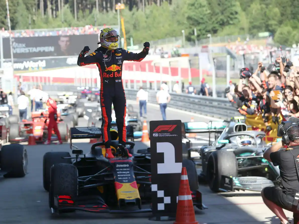 El holandés Verstappen se impuso en Austria 