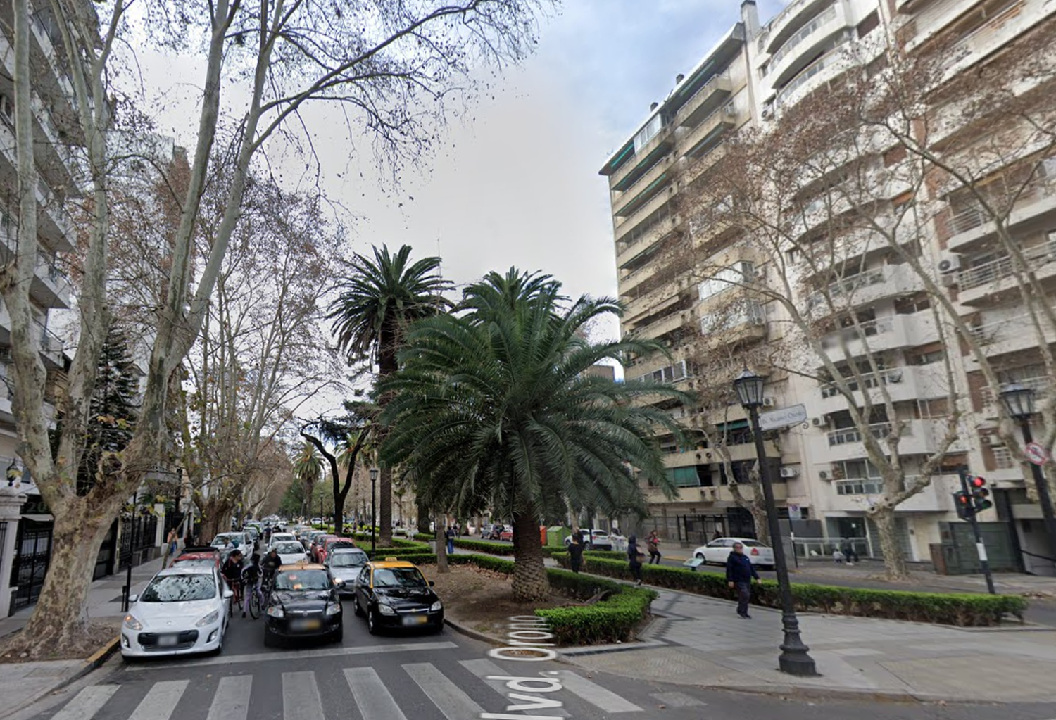 Un hombre murió tras caer de un noveno piso en Oroño al 1300: investigan si trataba de huir luego de realizar una estafa