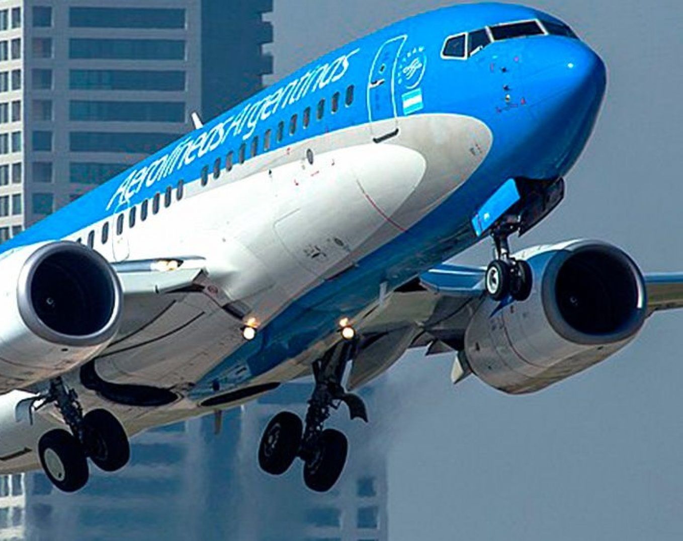 Mar del Plata recibió el primer vuelo del Corredor Atlántico