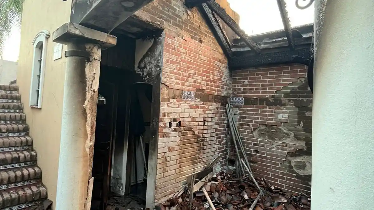 Se incendió el quincho de una vivienda en barrio Catedral