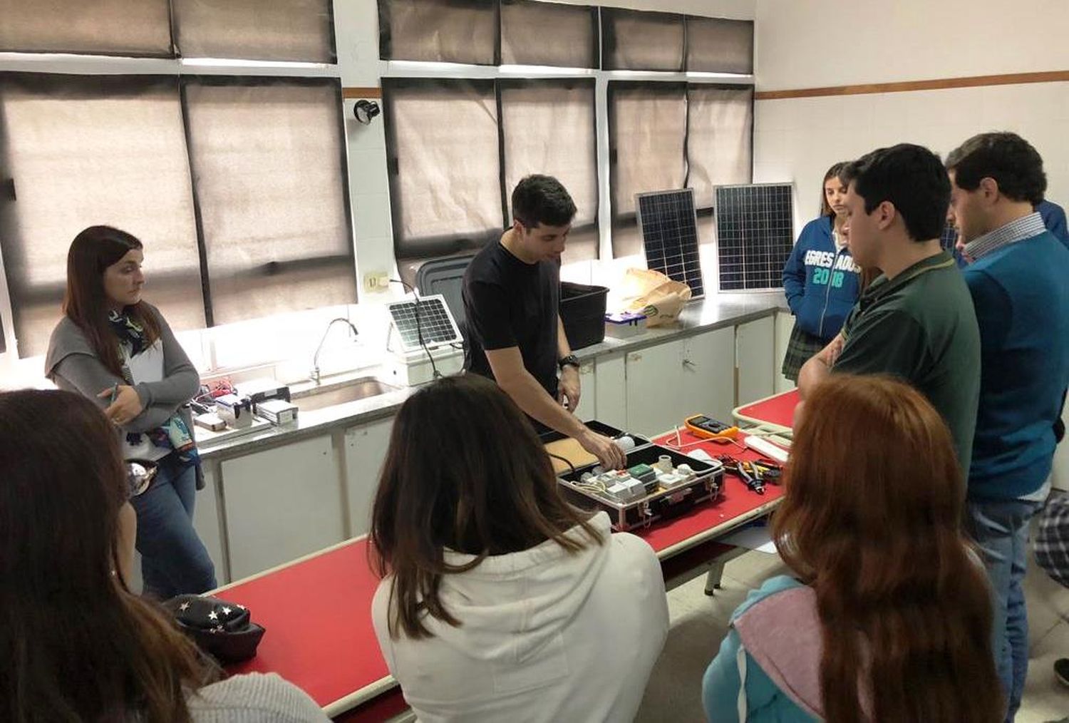 La Provincia lanzó proyecto #35 para promover el uso de tecnologías en el aula