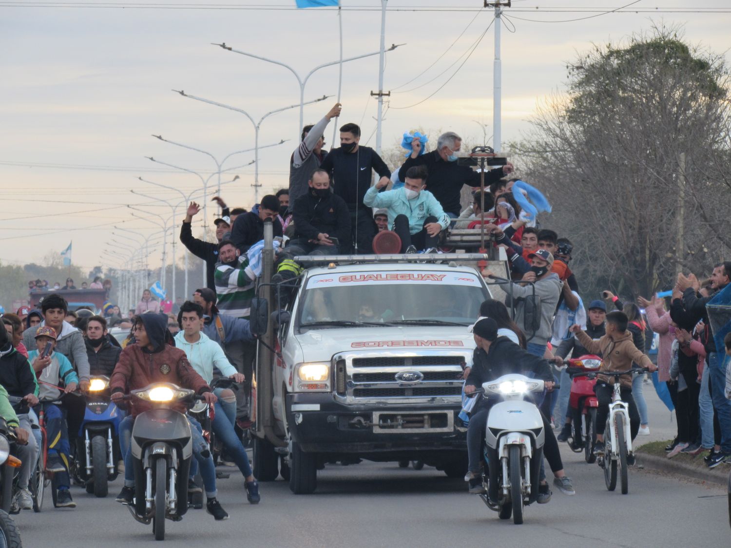 Lisandro Martínez y el gran recibimiento en Gualeguay