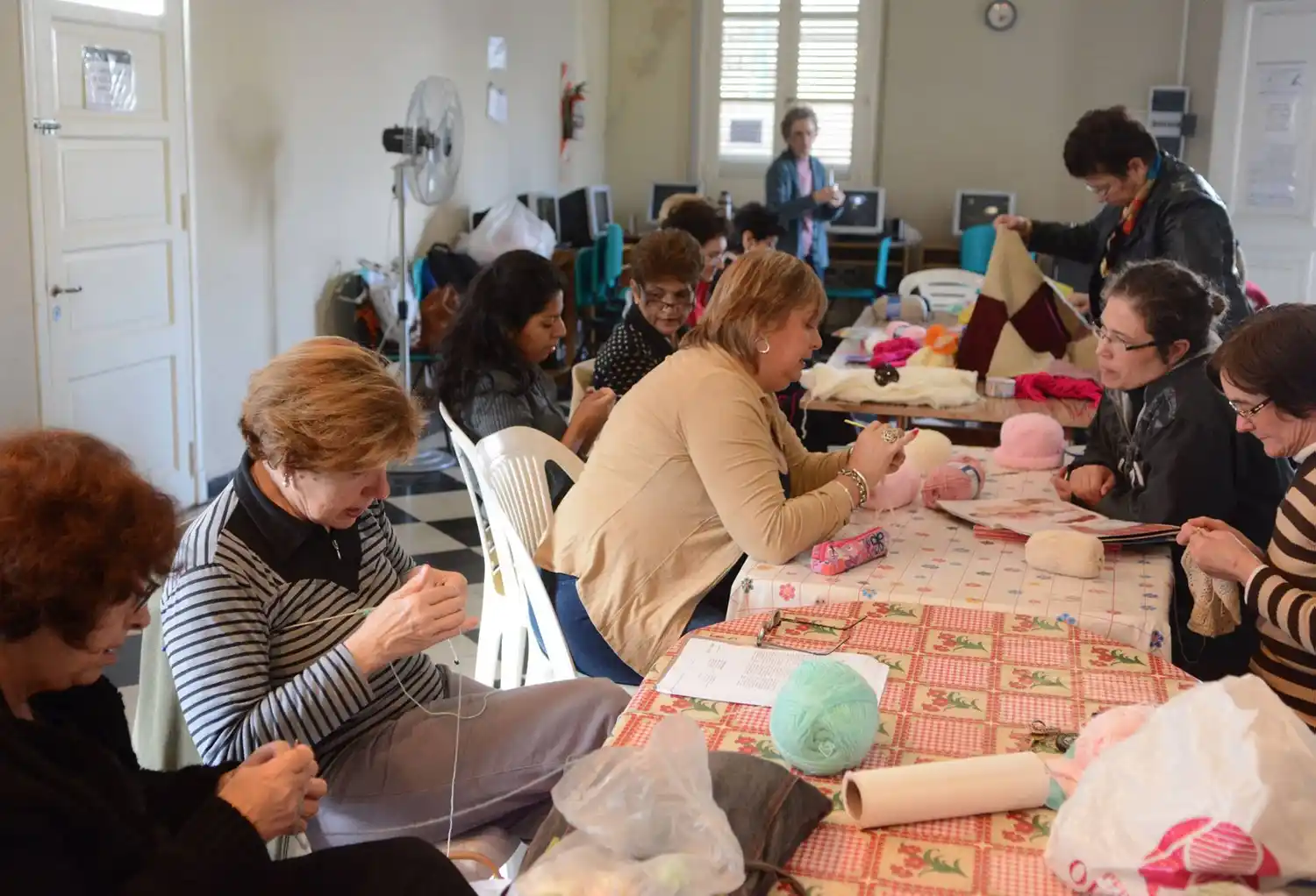 talleres vecinales talleres barriales rafaela marcia tamagnini zumba crochet - 3