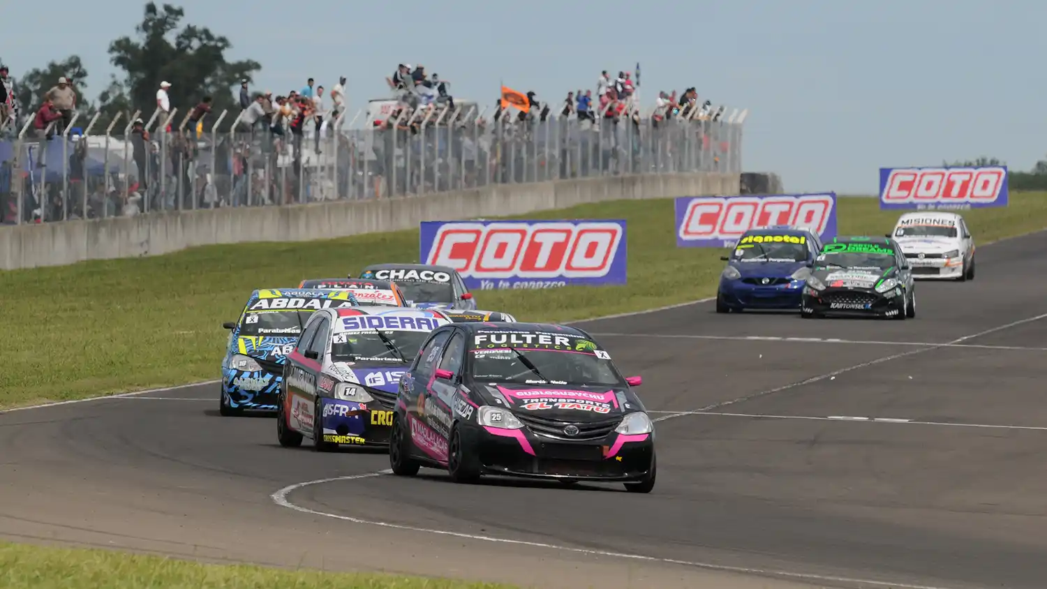 El motor dejó sin nada a Marco Veronesi cuando estaba ganando