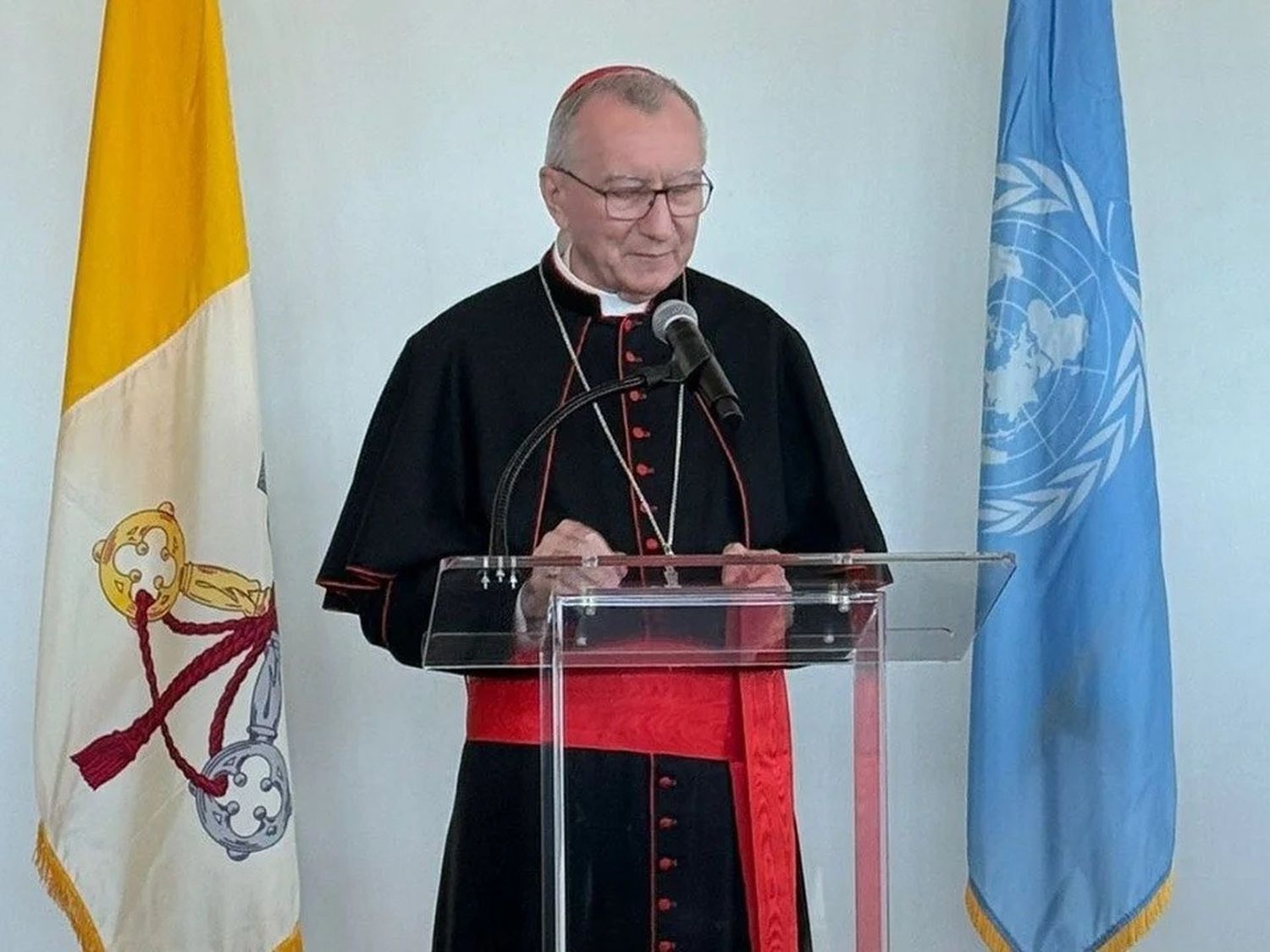 Parolin rogó por una tregua en Ucrania y reclamó la paz en Gaza
