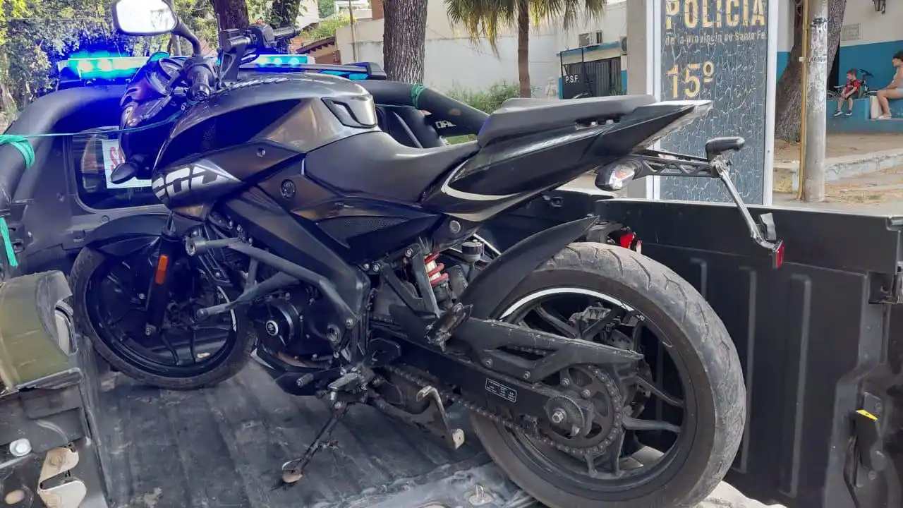 Cuatro detenidos en la zona sur con una moto robada