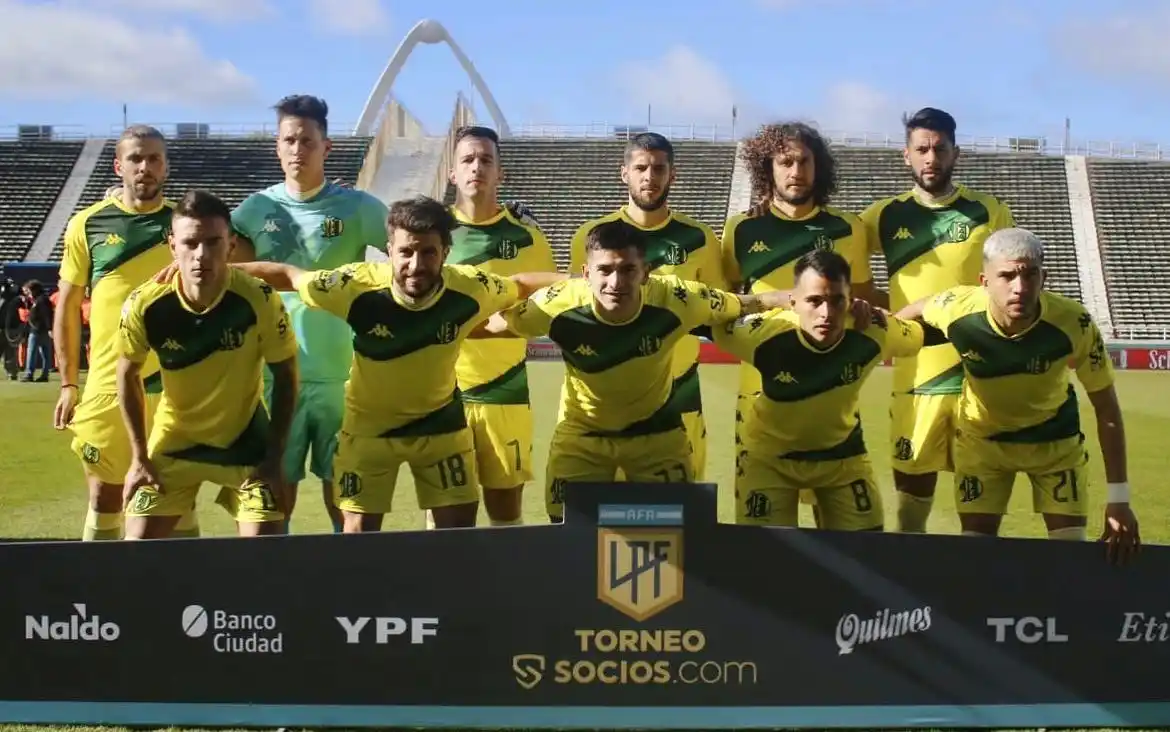 Preocupante debut de Aldosivi