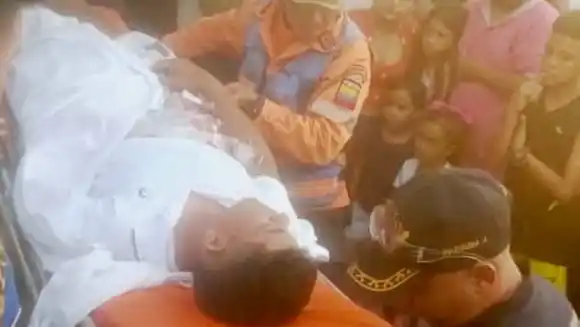 Dos personas resultaron heridas por el impacto de un rayo en Mérida