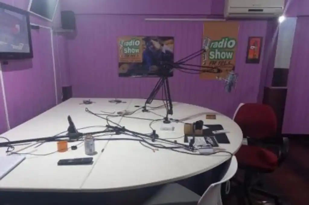 Desvalijaron la radio del Club Mayoraz