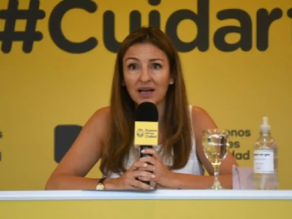 Piden interpelar a Acuña en la Legislatura por la muerte de una alumna que padecía desnutrición